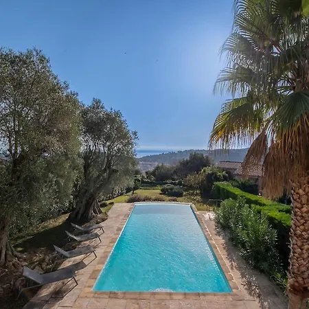 Infinity Pool * Vallauris